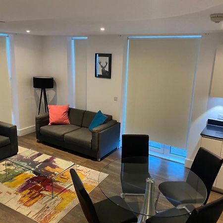 לונדון High View Two Bedroom Apartment In Woolwich מראה חיצוני תמונה