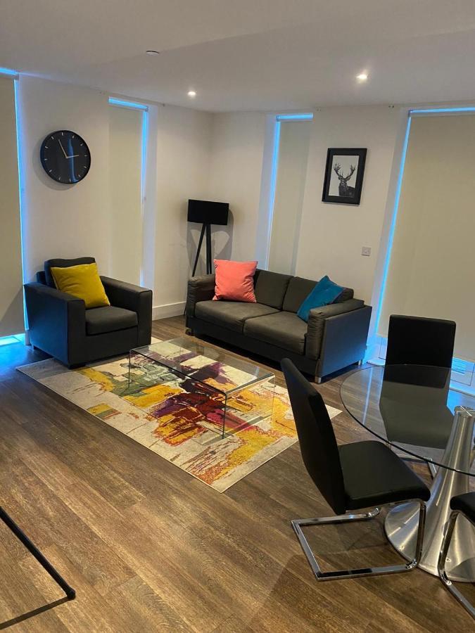 לונדון High View Two Bedroom Apartment In Woolwich מראה חיצוני תמונה