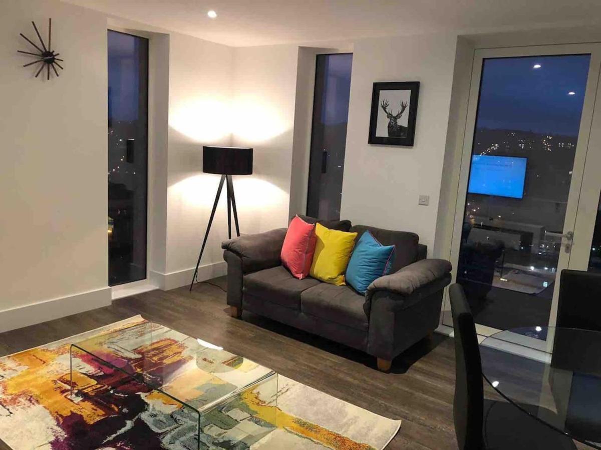 לונדון High View Two Bedroom Apartment In Woolwich מראה חיצוני תמונה