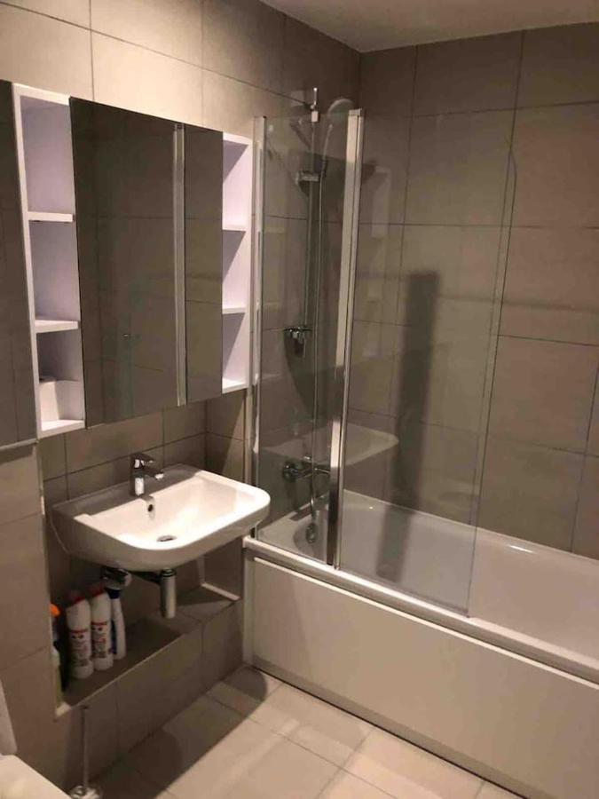 לונדון High View Two Bedroom Apartment In Woolwich מראה חיצוני תמונה