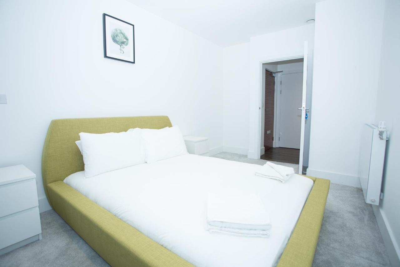 לונדון High View Two Bedroom Apartment In Woolwich מראה חיצוני תמונה