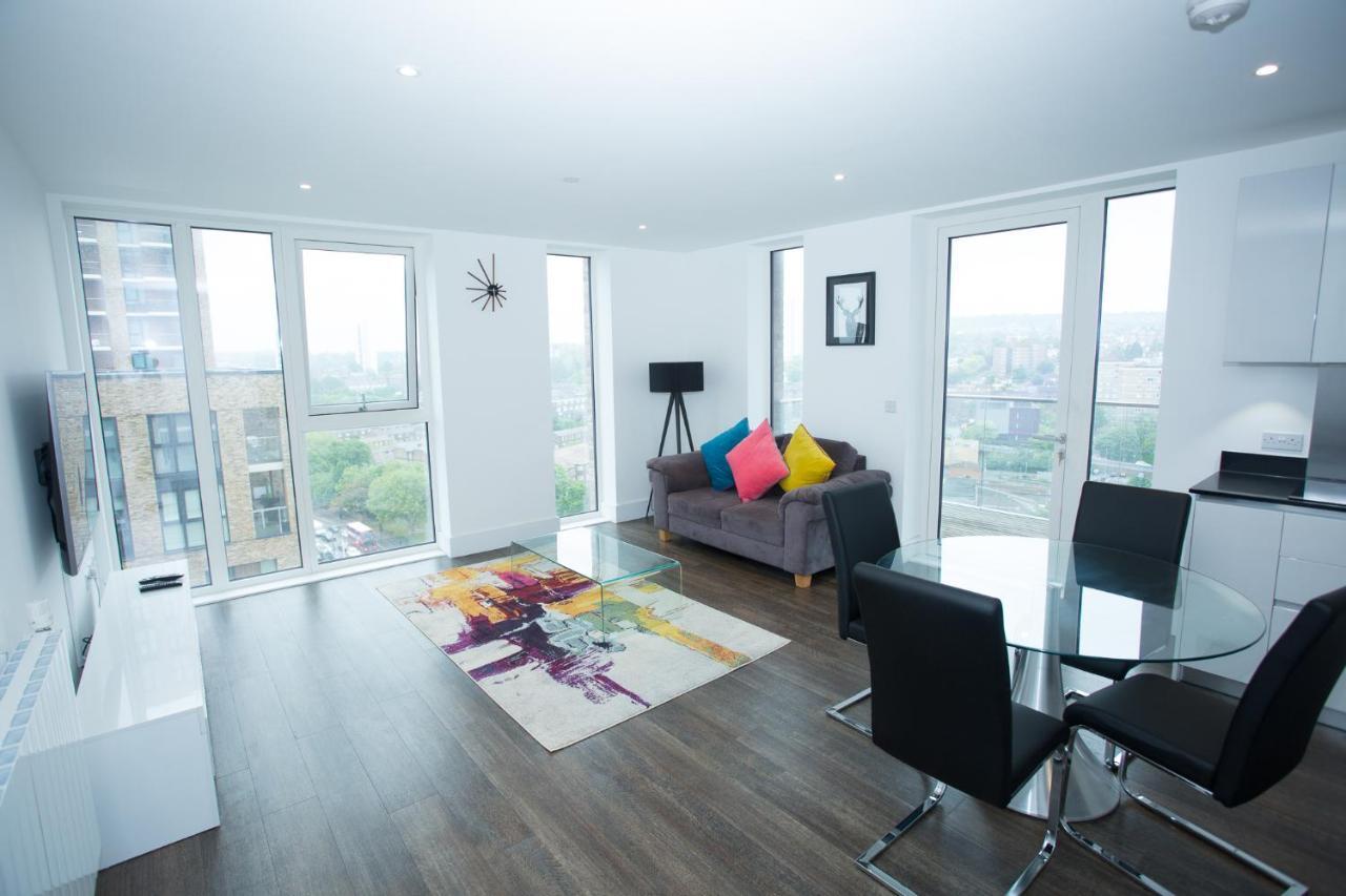 לונדון High View Two Bedroom Apartment In Woolwich מראה חיצוני תמונה