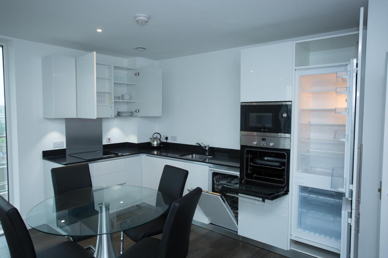 לונדון High View Two Bedroom Apartment In Woolwich מראה חיצוני תמונה