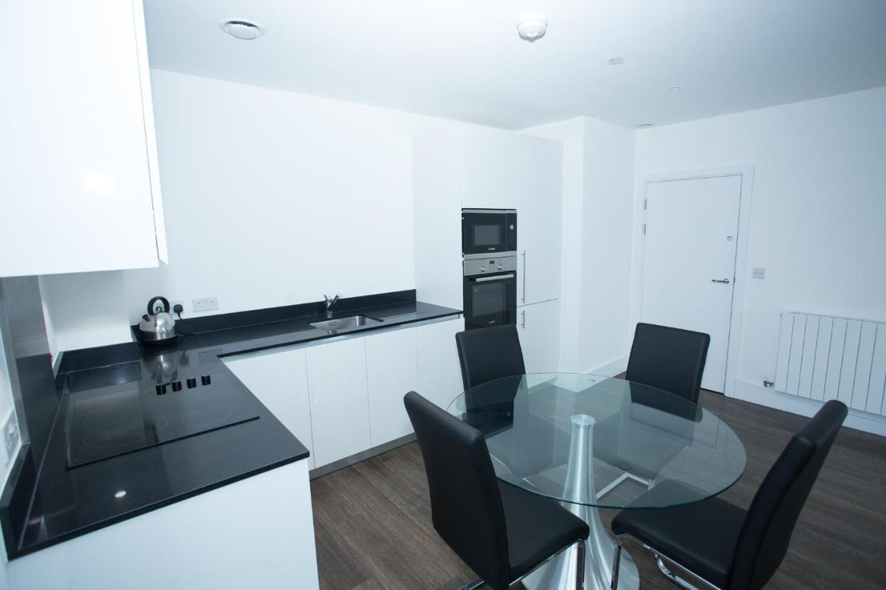 לונדון High View Two Bedroom Apartment In Woolwich מראה חיצוני תמונה