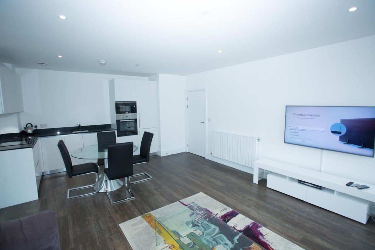 לונדון High View Two Bedroom Apartment In Woolwich מראה חיצוני תמונה