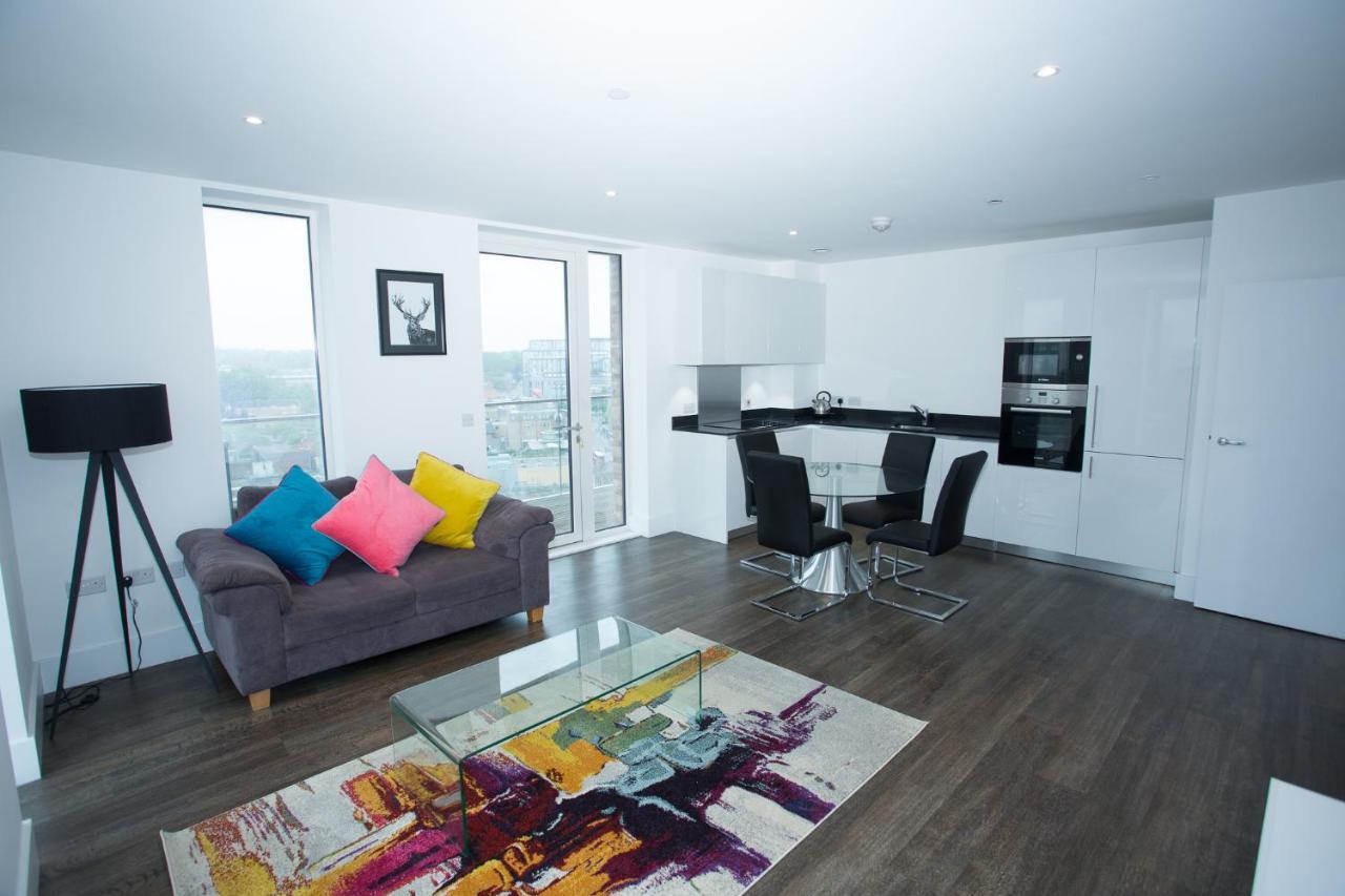 לונדון High View Two Bedroom Apartment In Woolwich מראה חיצוני תמונה